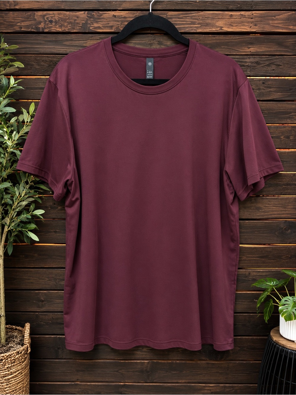 Lululemon Men’s XXL Burgundy Performance Short Sleeve T-Shirt